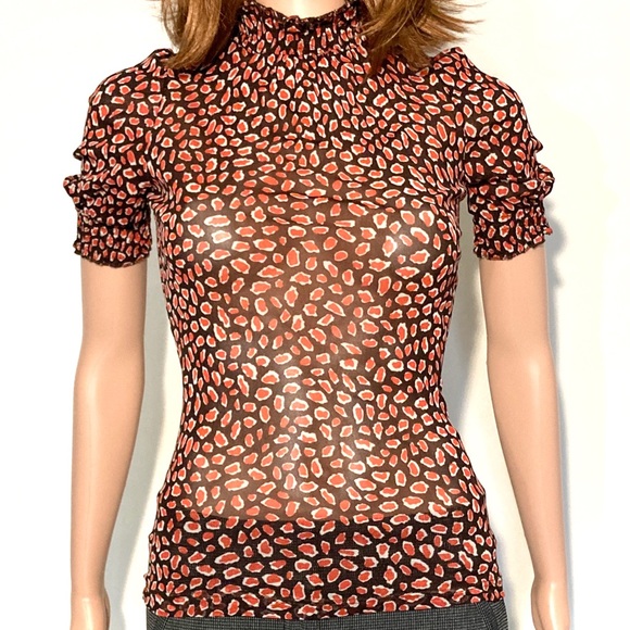Zara Tops - Zara - Small - funky blouse! 🎀